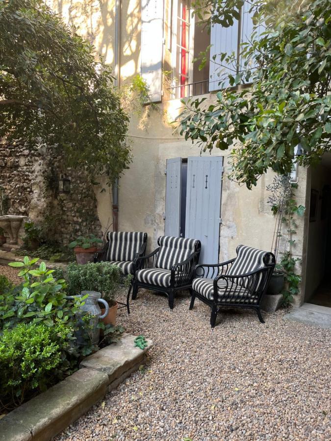 Face Au Palais Bed and Breakfast Avignon Eksteriør billede