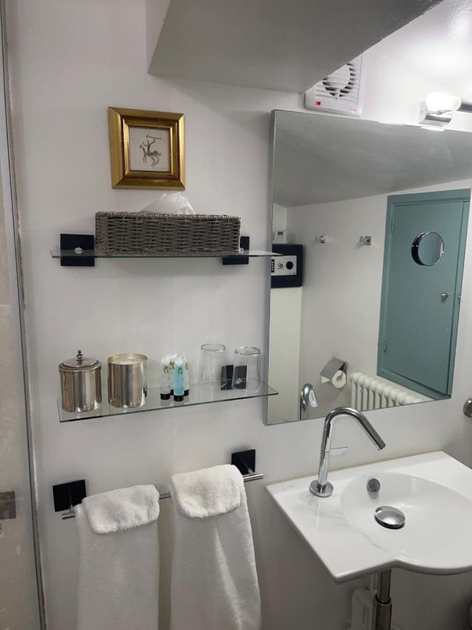 Face Au Palais Bed and Breakfast Avignon Eksteriør billede